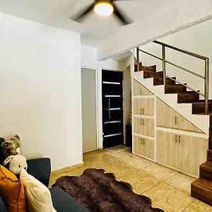  Homestay Franks House 